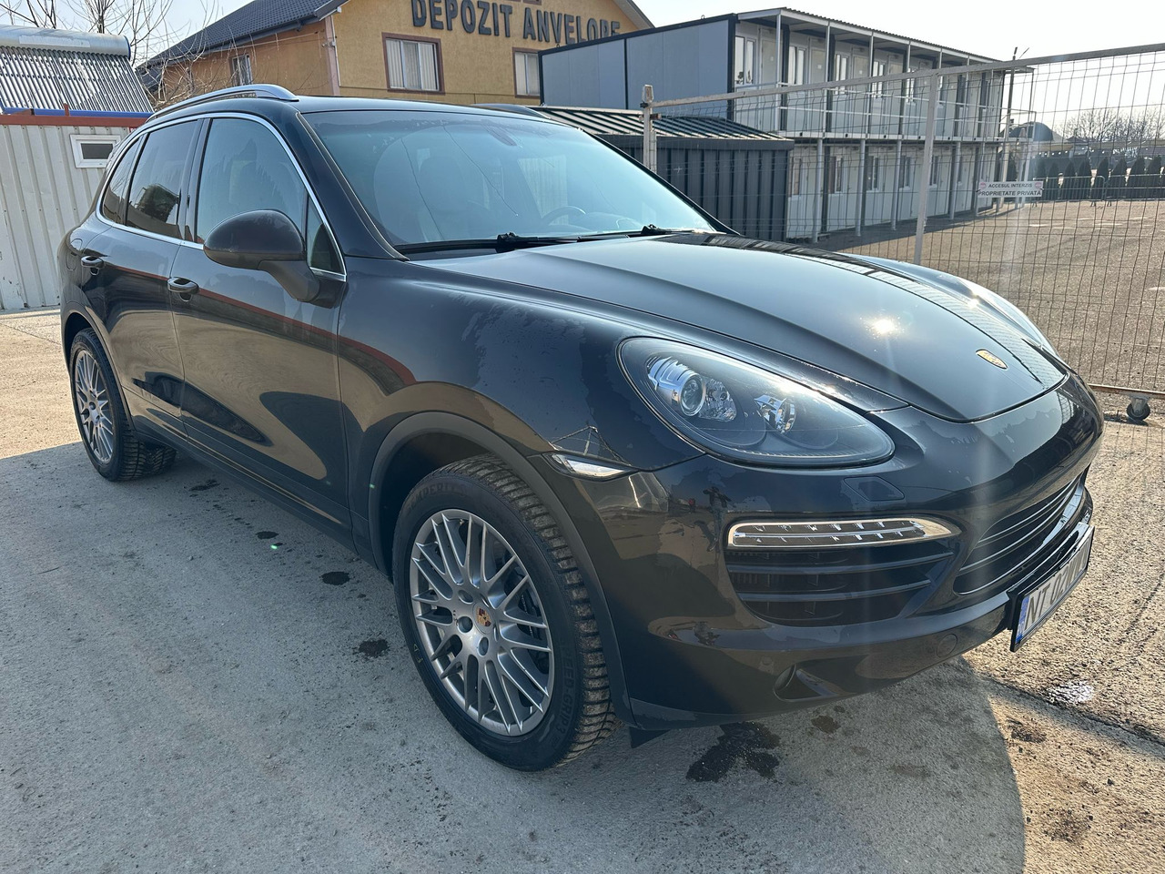 PORSCHE CAYENNE - SUV: obrázek 2 PORSCHE CAYENNE - SUV: obrázek 2