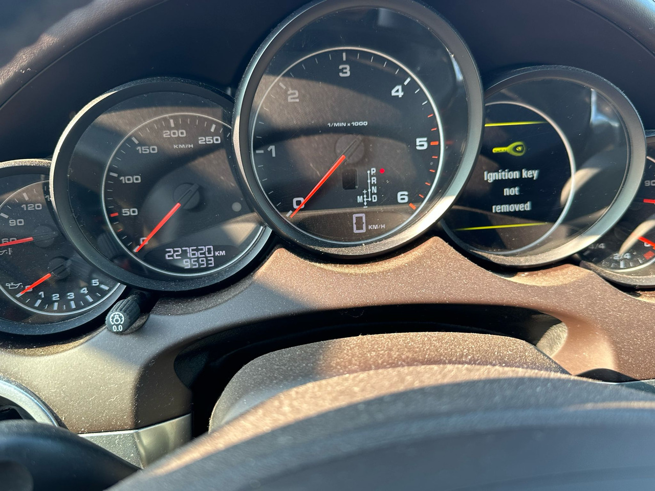 PORSCHE CAYENNE - SUV: obrázek 4 PORSCHE CAYENNE - SUV: obrázek 4