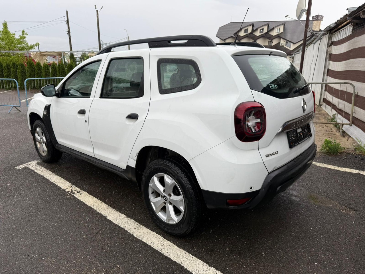 RENAULT DUSTER 4X4 - SUV: obrázek 5 RENAULT DUSTER 4X4 - SUV: obrázek 5