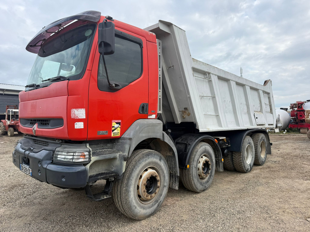 RENAULT KERAX TIPPER - Sklápěč: obrázek 2 RENAULT KERAX TIPPER - Sklápěč: obrázek 2