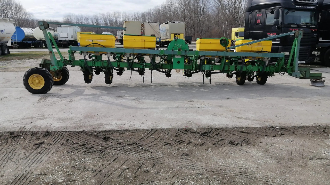 SFOGGIA GAMA PLUS 12/9m/12 Rows Seeding Machine - Přesný secí stroj: obrázek 2 SFOGGIA GAMA PLUS 12/9m/12 Rows Seeding Machine - Přesný secí stroj: obrázek 2