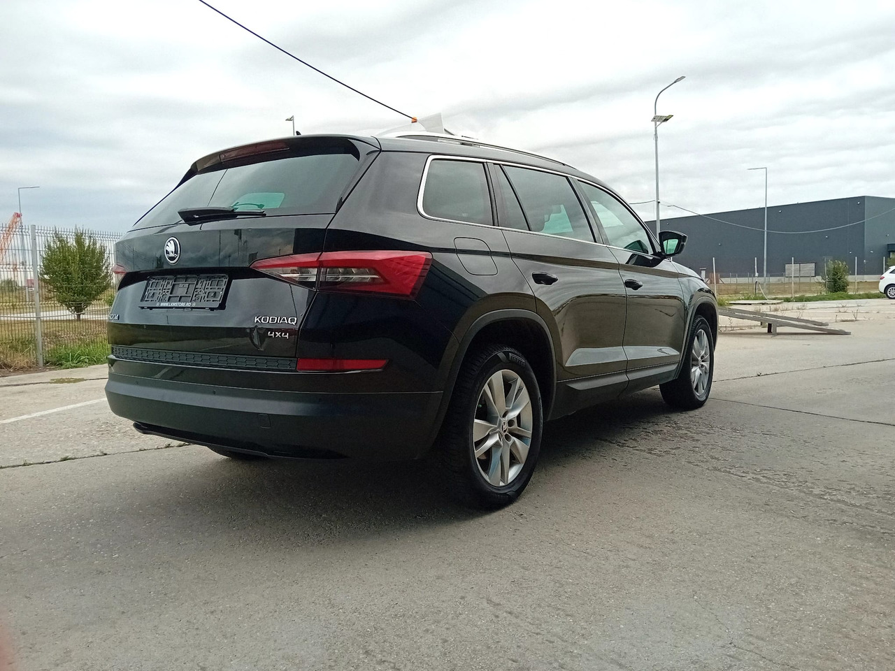 SKODA KODIAQ 2.0 TDI 4×4 DSG, TOP !!! - SUV: obrázek 5 SKODA KODIAQ 2.0 TDI 4×4 DSG, TOP !!! - SUV: obrázek 5
