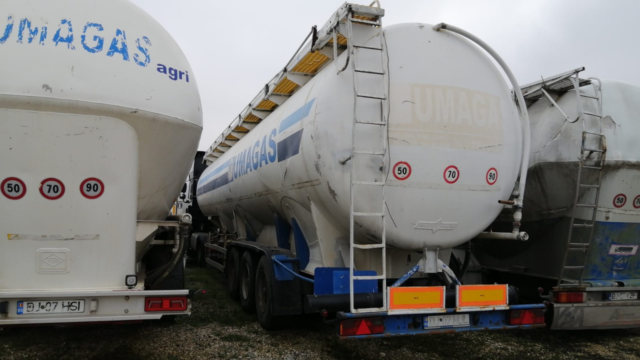 SPITZER Tank/Silo 57,000 l 4 Compartments for Powders/Feed/Water//Liquid Fertilizer/etc. - Silo cisterna: obrázek 4 SPITZER Tank/Silo 57,000 l 4 Compartments for Powders/Feed/Water//Liquid Fertilizer/etc. - Silo cisterna: obrázek 4