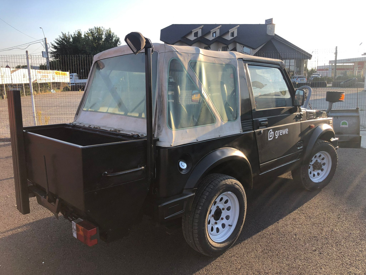 SUZUKI SAMURAI - SUV: obrázek 4 SUZUKI SAMURAI - SUV: obrázek 4