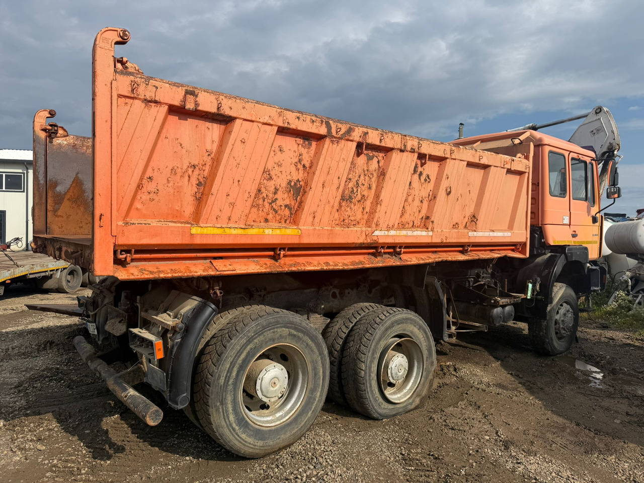 TIPPING BUCKET MEILLER KIPPER - Sklápěcí nástavba: obrázek 1 TIPPING BUCKET MEILLER KIPPER - Sklápěcí nástavba: obrázek 1