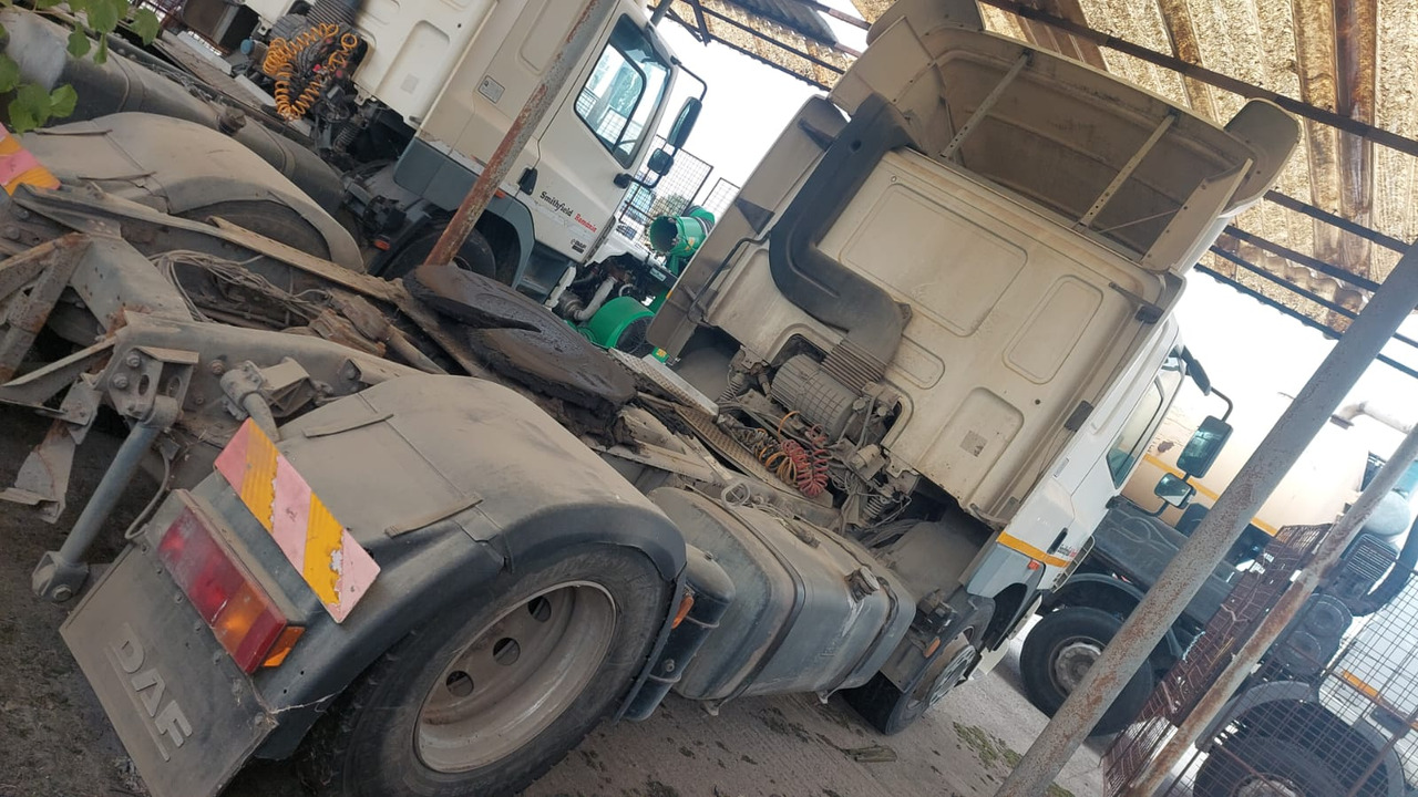 DAF CF 85.43 Tractor Head - Tahač: obrázek 2 DAF CF 85.43 Tractor Head - Tahač: obrázek 2