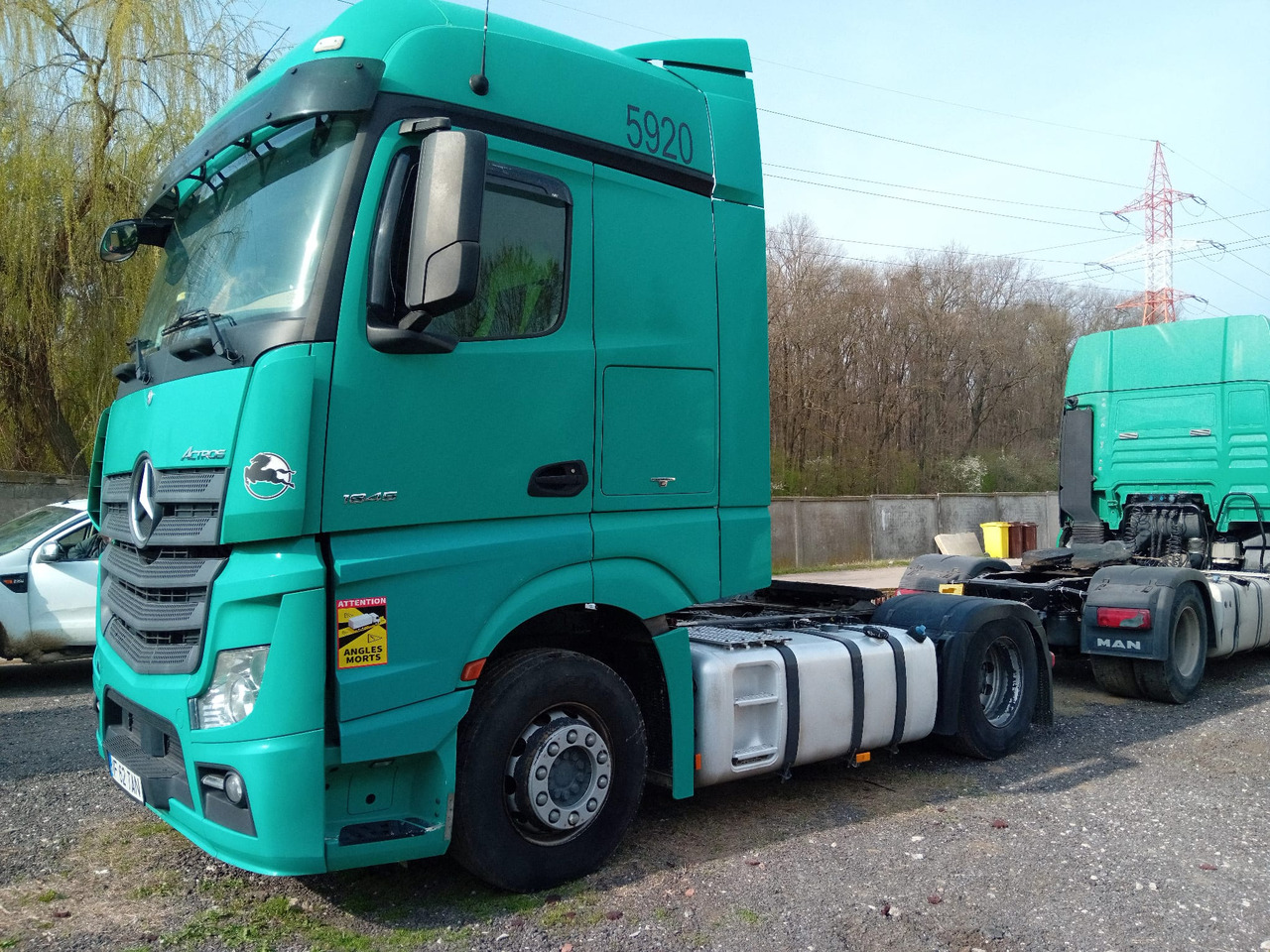 Mercedes-Benz Actros 18.45 - Tahač: obrázek 3 Mercedes-Benz Actros 18.45 - Tahač: obrázek 3