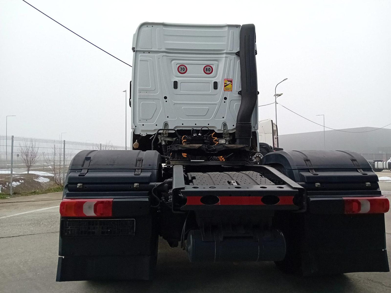 Mercedes-Benz Actros 1845 LS, FULL ADR+PTO, STANDKLIMA, TOP !!! - Tahač: obrázek 5 Mercedes-Benz Actros 1845 LS, FULL ADR+PTO, STANDKLIMA, TOP !!! - Tahač: obrázek 5