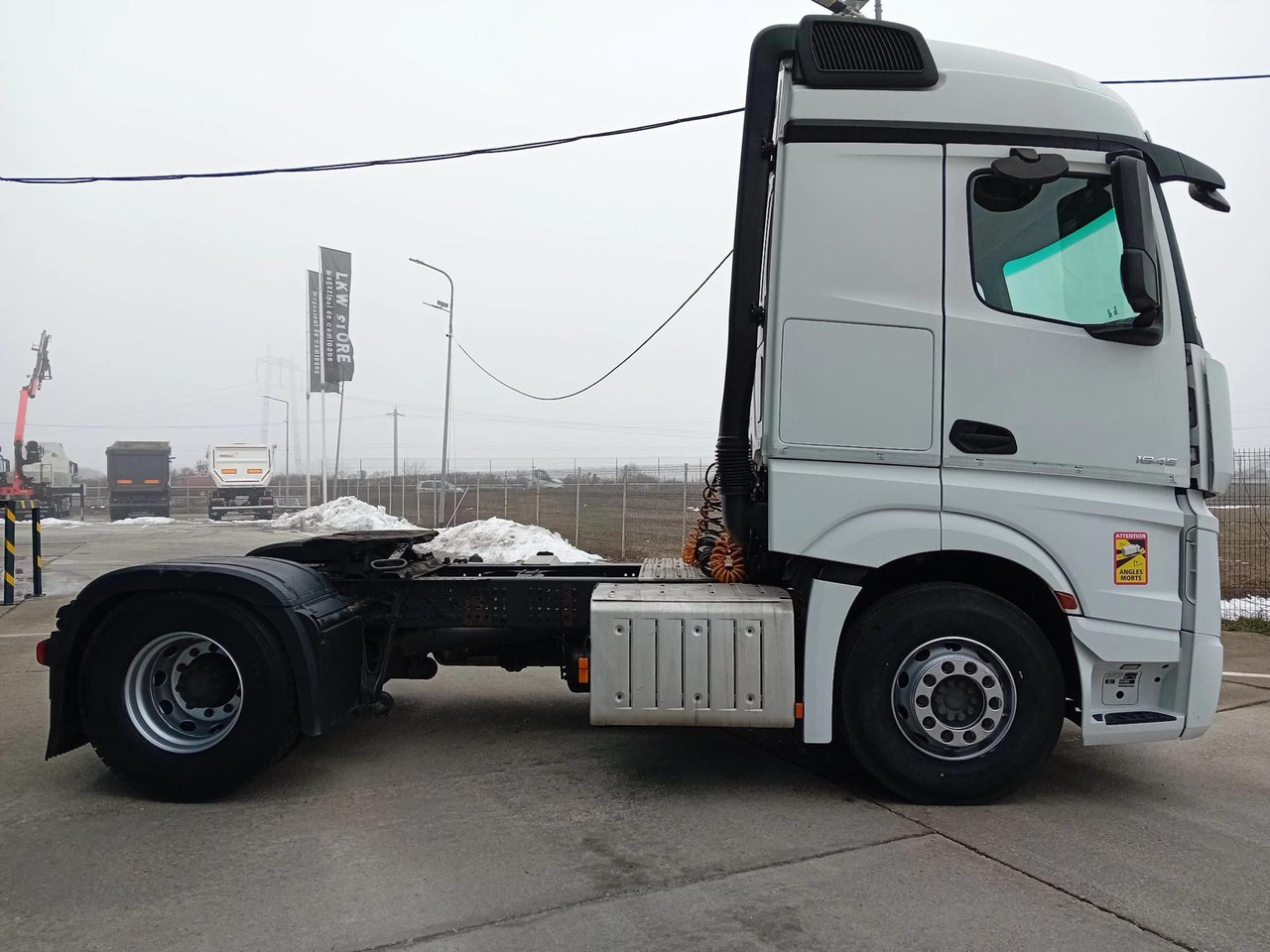 Mercedes-Benz Actros 1845 LS, FULL ADR+PTO, STANDKLIMA, TOP !!! - Tahač: obrázek 3 Mercedes-Benz Actros 1845 LS, FULL ADR+PTO, STANDKLIMA, TOP !!! - Tahač: obrázek 3