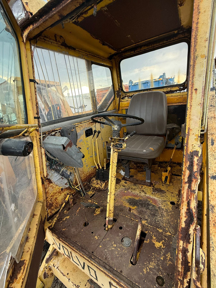 VOLVO BM FRONT LOADER - Kolový nakladač: obrázek 5 VOLVO BM FRONT LOADER - Kolový nakladač: obrázek 5