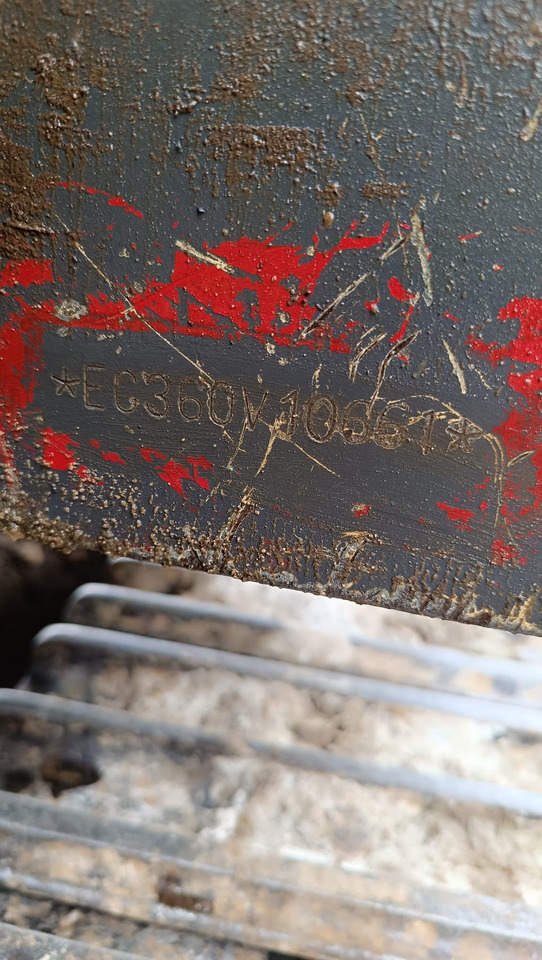 Pásové rýpadlo VOLVO EC 360 EXCAVATOR: obrázek 13 Pásové rýpadlo VOLVO EC 360 EXCAVATOR: obrázek 13