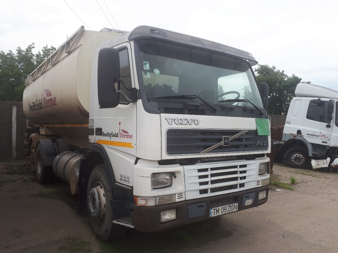VOLVO FM12 Animal Feed Tank Truck - Cisternové vozidlo: obrázek 1 VOLVO FM12 Animal Feed Tank Truck - Cisternové vozidlo: obrázek 1