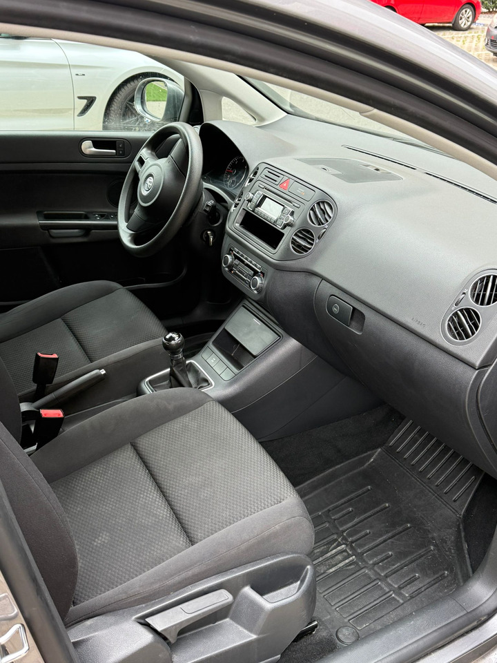 Volkswagen Golf Plus 1.6 TDI - Osobní auto: obrázek 5 Volkswagen Golf Plus 1.6 TDI - Osobní auto: obrázek 5