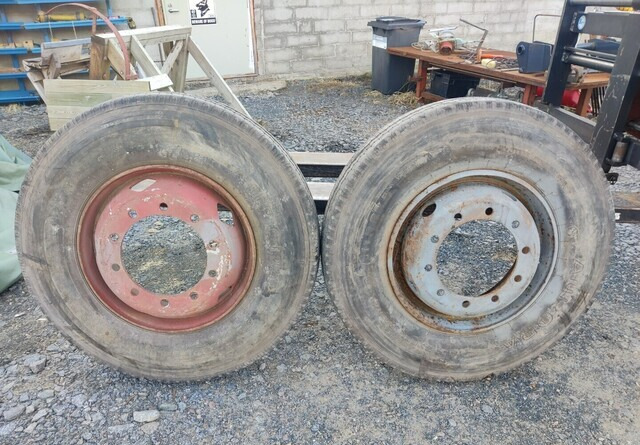 11R22.5 Kuorma-auton renkaat - 2kpl - Pneumatiky pro Nákladní auto: obrázek 2 11R22.5 Kuorma-auton renkaat - 2kpl - Pneumatiky pro Nákladní auto: obrázek 2