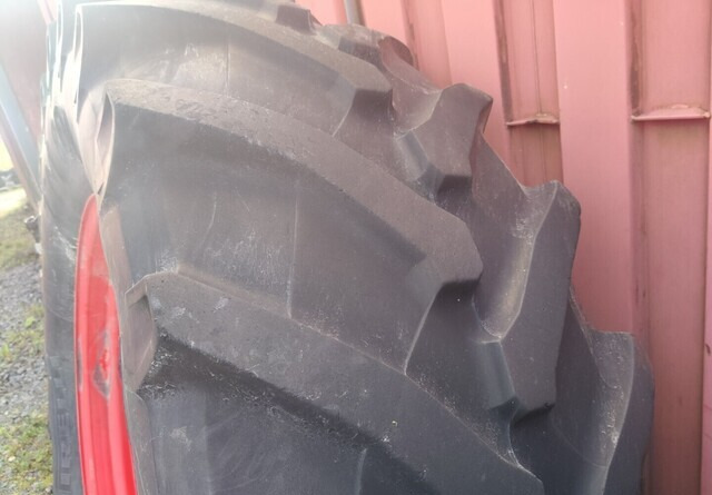 Pneumatiky pro Traktor Fendt Takarenkaat 650/65R42 vanteineen: obrázek 13 Pneumatiky pro Traktor Fendt Takarenkaat 650/65R42 vanteineen: obrázek 13