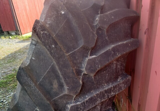 Pneumatiky pro Traktor Fendt Takarenkaat 650/65R42 vanteineen: obrázek 14 Pneumatiky pro Traktor Fendt Takarenkaat 650/65R42 vanteineen: obrázek 14