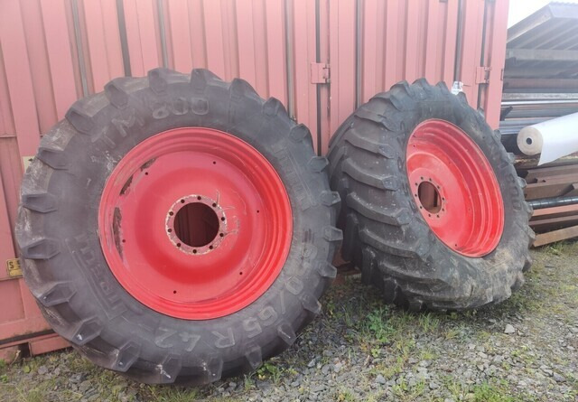 Fendt Takarenkaat 650/65R42 vanteineen - Pneumatiky pro Traktor: obrázek 1 Fendt Takarenkaat 650/65R42 vanteineen - Pneumatiky pro Traktor: obrázek 1