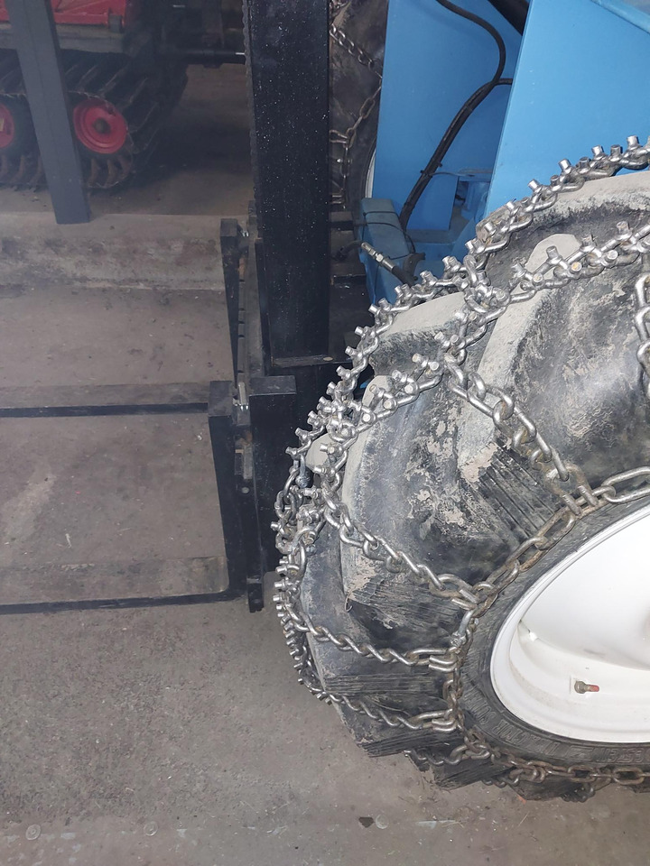 Traktor Fordson Dexta trukkinostimella: obrázek 7