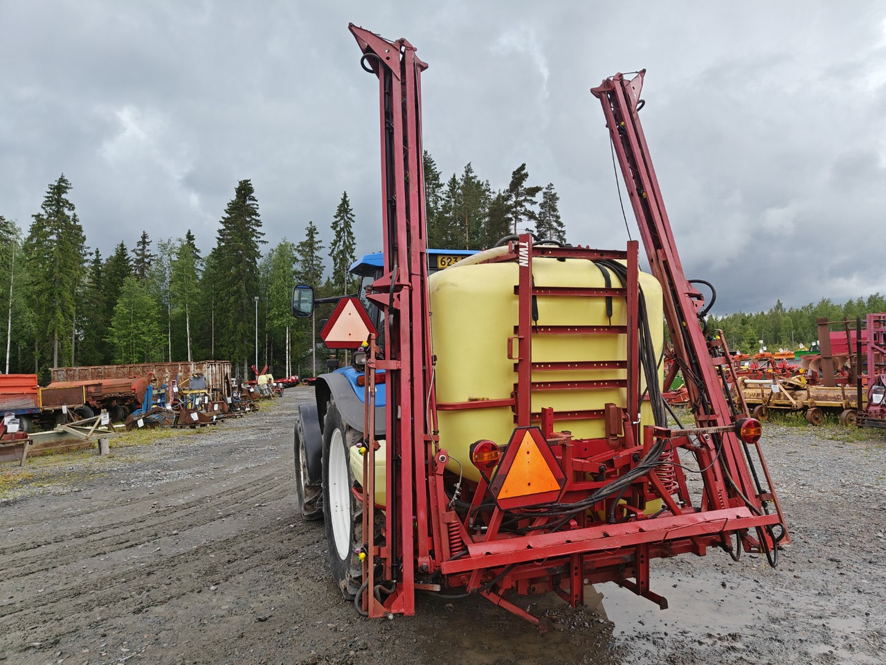 HARDI Hardi Master 1200L - 15-18m - Katsastettu - Kasvinsuojeluruisku - Postřikovač: obrázek 2 HARDI Hardi Master 1200L - 15-18m - Katsastettu - Kasvinsuojeluruisku - Postřikovač: obrázek 2