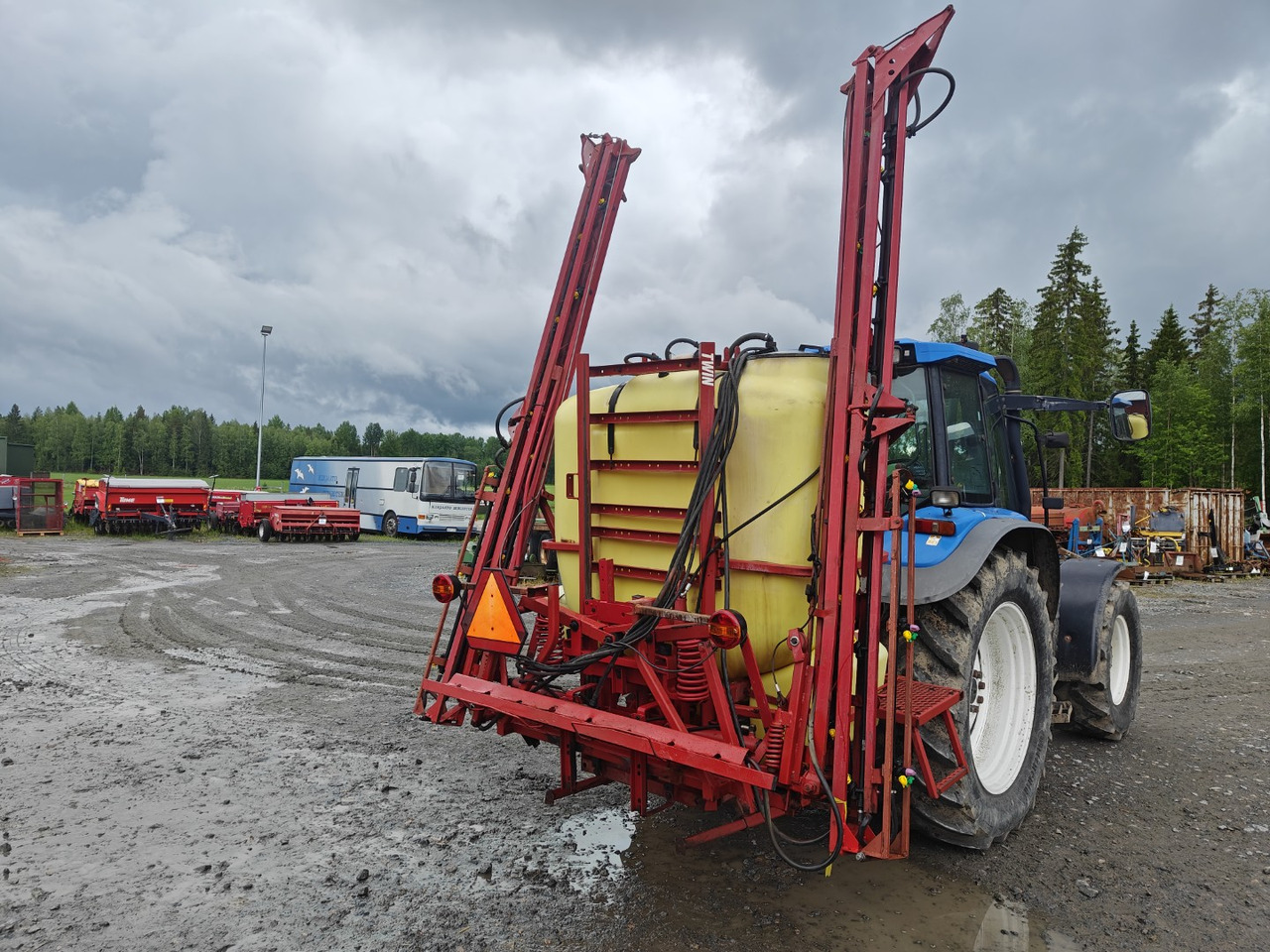 HARDI Hardi Master 1200L - 15-18m - Katsastettu - Kasvinsuojeluruisku - Postřikovač: obrázek 3 HARDI Hardi Master 1200L - 15-18m - Katsastettu - Kasvinsuojeluruisku - Postřikovač: obrázek 3