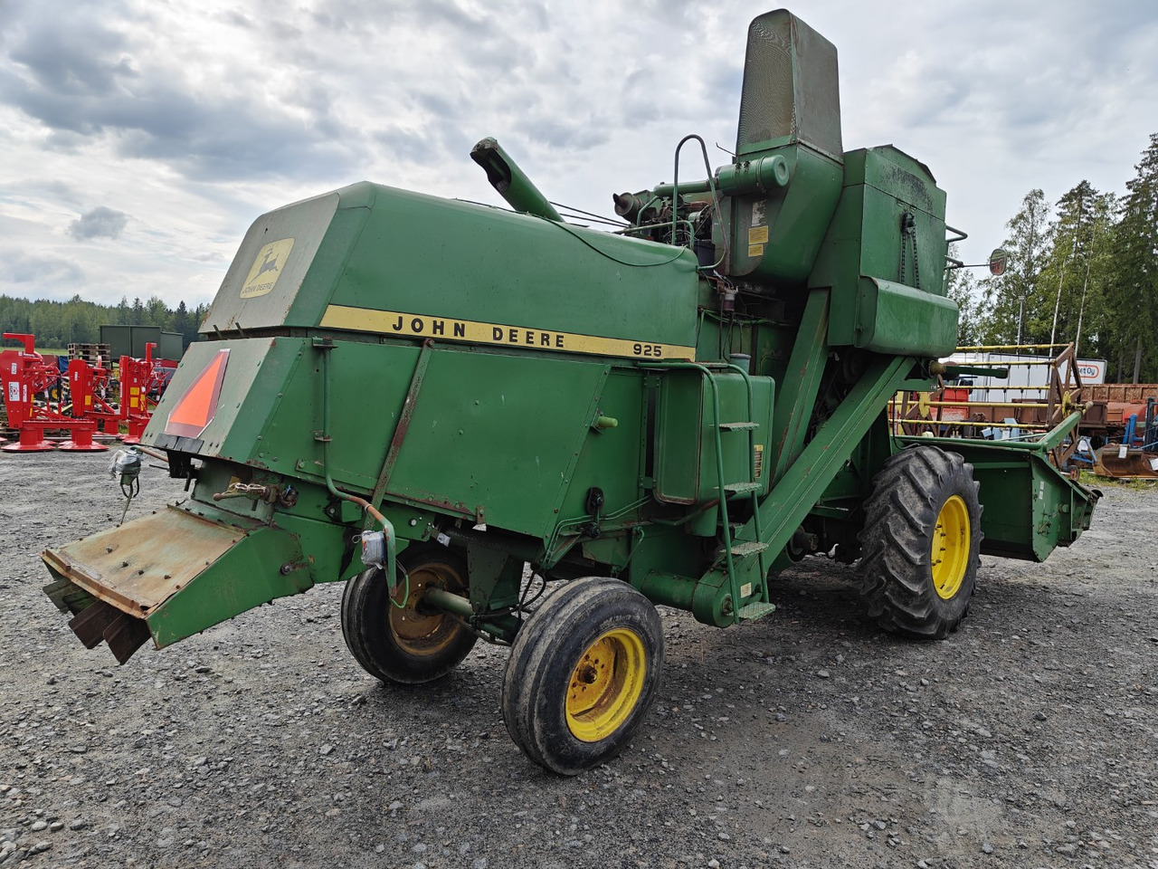 JOHN DEERE 925 leikkuupuimuri - Sklízecí mlátička: obrázek 4 JOHN DEERE 925 leikkuupuimuri - Sklízecí mlátička: obrázek 4