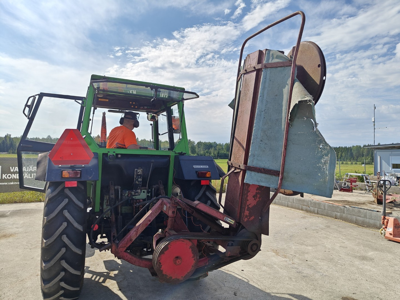 Luoko 165cm lieriöniittokone - hydraulinen - Žací stroj: obrázek 3 Luoko 165cm lieriöniittokone - hydraulinen - Žací stroj: obrázek 3