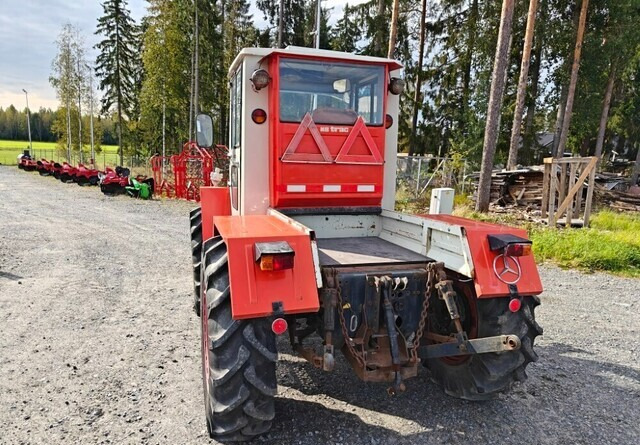 MB Trac 65-70 - KATSO VIDEO - Traktor: obrázek 3 MB Trac 65-70 - KATSO VIDEO - Traktor: obrázek 3