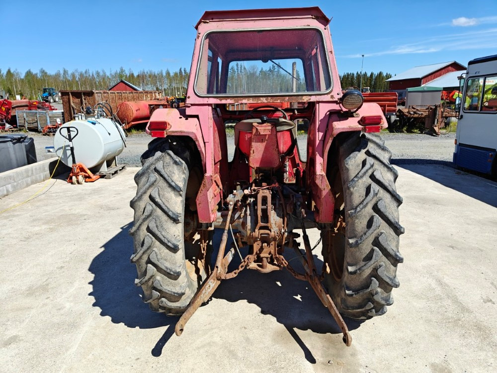 Massey Ferguson 165 Multi Power - Traktor: obrázek 3 Massey Ferguson 165 Multi Power - Traktor: obrázek 3