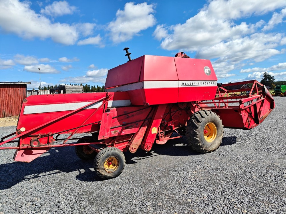 Massey Ferguson 187 Katso video! - Sklízecí mlátička: obrázek 4 Massey Ferguson 187 Katso video! - Sklízecí mlátička: obrázek 4