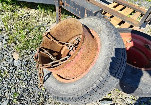 Paripyörät puimuriin 16 tuumaa - Kompletní kolo pro Zemědělská technika: obrázek 2 Paripyörät puimuriin 16 tuumaa - Kompletní kolo pro Zemědělská technika: obrázek 2