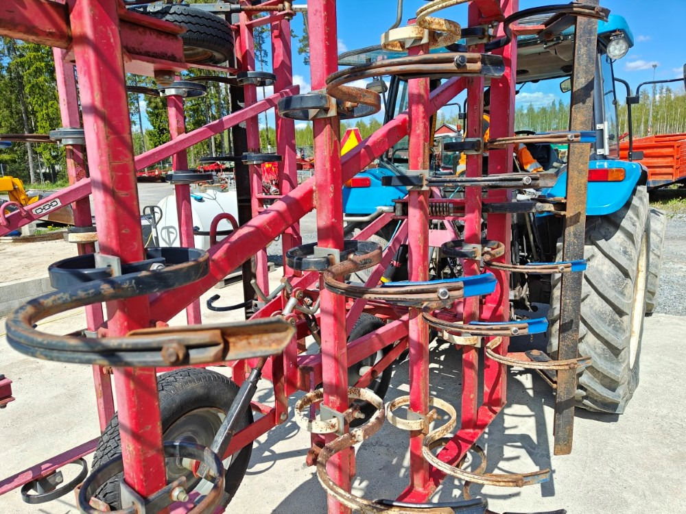 VM 450 cm, hydraulisesti taittuva, etulana ja jälkihara, katso video! - Prutová brána: obrázek 4 VM 450 cm, hydraulisesti taittuva, etulana ja jälkihara, katso video! - Prutová brána: obrázek 4