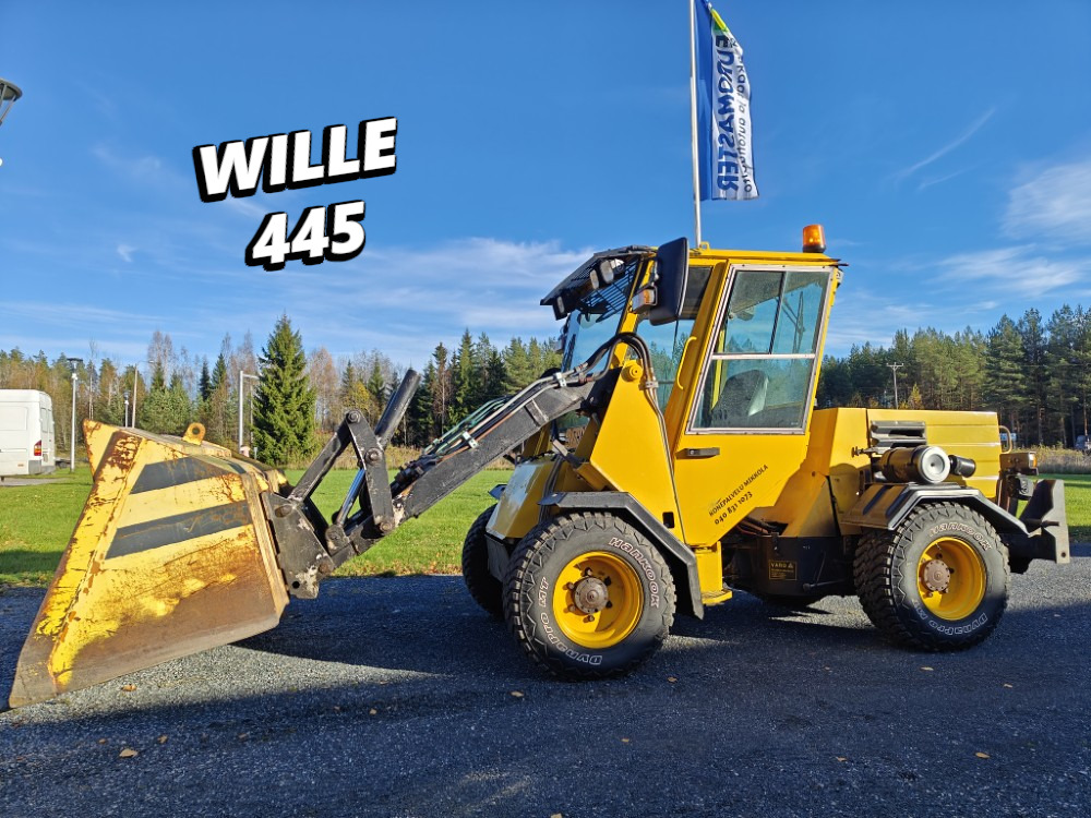 Wille 445 - Komunální traktor: obrázek 1 Wille 445 - Komunální traktor: obrázek 1