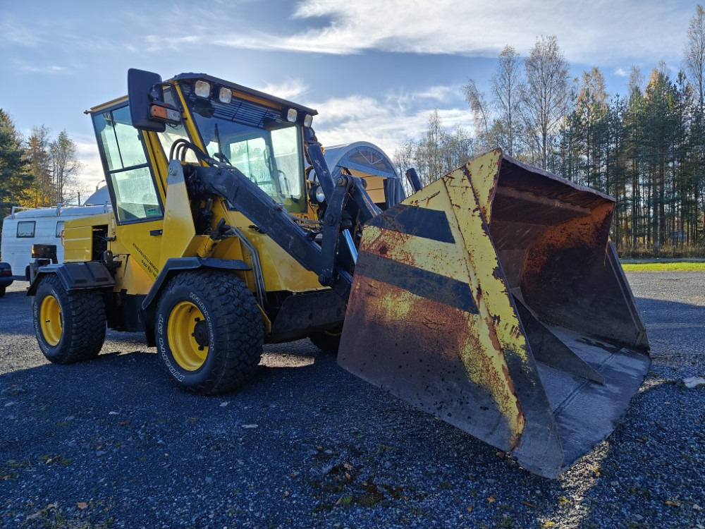 Wille 445 - Komunální traktor: obrázek 5 Wille 445 - Komunální traktor: obrázek 5