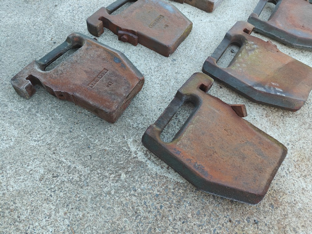 ZETOR Etupainosarja 8kpl - Zemědělská technika: obrázek 2 ZETOR Etupainosarja 8kpl - Zemědělská technika: obrázek 2