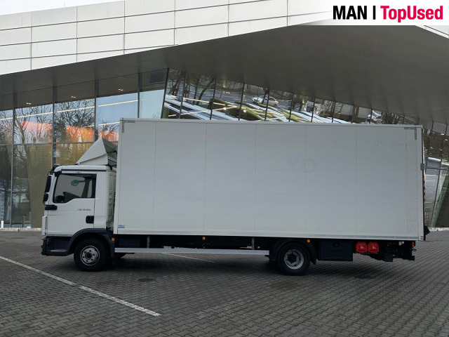 MAN TGL 12.220 4X2 BL skříň čelo - Skříňový nákladní auto: obrázek 4 MAN TGL 12.220 4X2 BL skříň čelo - Skříňový nákladní auto: obrázek 4