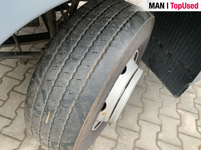 MAN TGL 12.220 4X2 BL skříň čelo - Skříňový nákladní auto: obrázek 5 MAN TGL 12.220 4X2 BL skříň čelo - Skříňový nákladní auto: obrázek 5