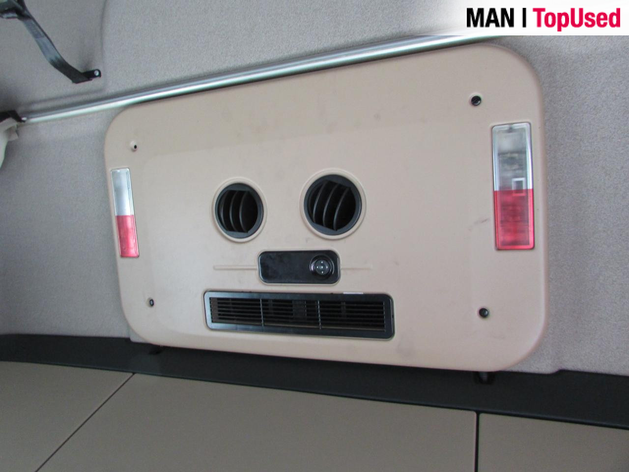 MAN TGX 18.460 4X2 LLS-U, ACC, Xenon Euro6 Retarder ZV - Tahač: obrázek 4 MAN TGX 18.460 4X2 LLS-U, ACC, Xenon Euro6 Retarder ZV - Tahač: obrázek 4