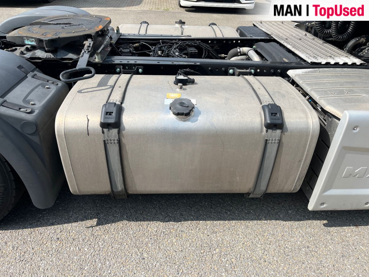 MAN TGX 18.470 4X2 LLS-U Euro6 Retarder Klima Navi ZV - Tahač: obrázek 5 MAN TGX 18.470 4X2 LLS-U Euro6 Retarder Klima Navi ZV - Tahač: obrázek 5