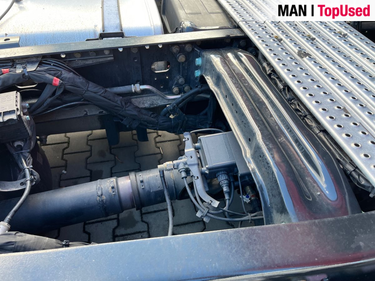 MAN TGX 18.510 4x2 LL SA - Tahač: obrázek 5 MAN TGX 18.510 4x2 LL SA - Tahač: obrázek 5