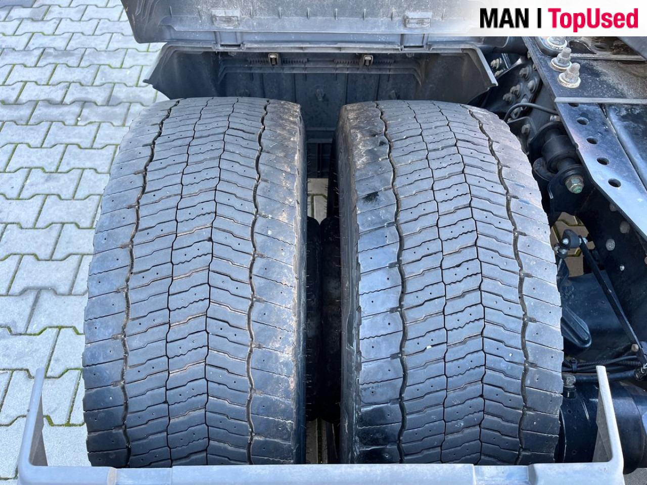 MAN TGX 18.510 4x2 LL SA - Tahač: obrázek 4 MAN TGX 18.510 4x2 LL SA - Tahač: obrázek 4