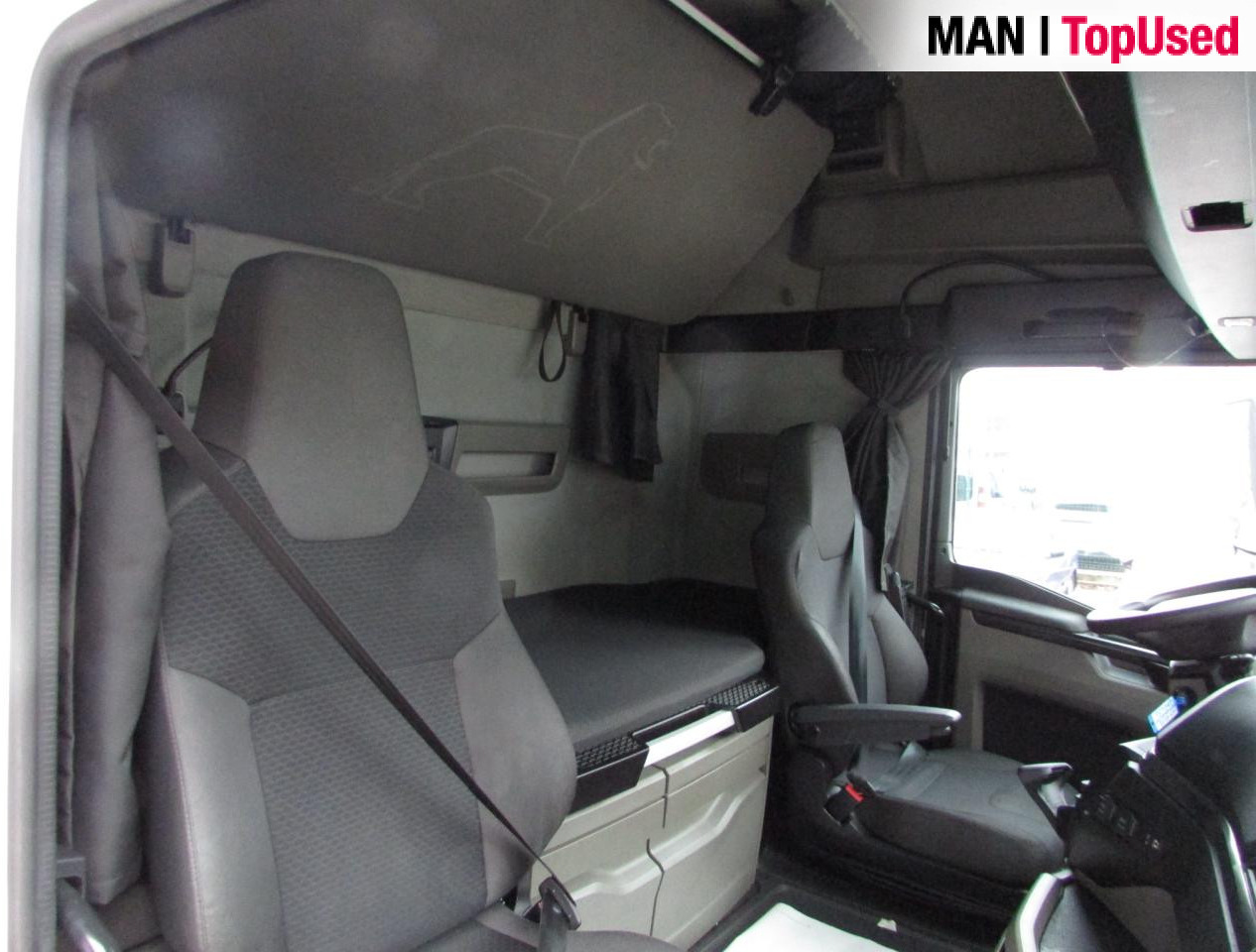 MAN TGX 18.470 4x2 LL SA Euro6 Retarder Klima ZV - Tahač: obrázek 5 MAN TGX 18.470 4x2 LL SA Euro6 Retarder Klima ZV - Tahač: obrázek 5