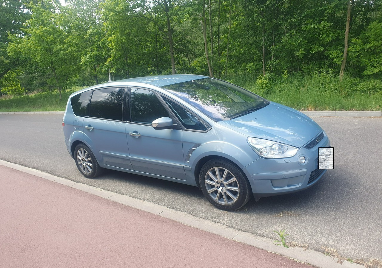 Ford S-MAX 2,5 turbo benzyna - Osobní auto: obrázek 3 Ford S-MAX 2,5 turbo benzyna - Osobní auto: obrázek 3