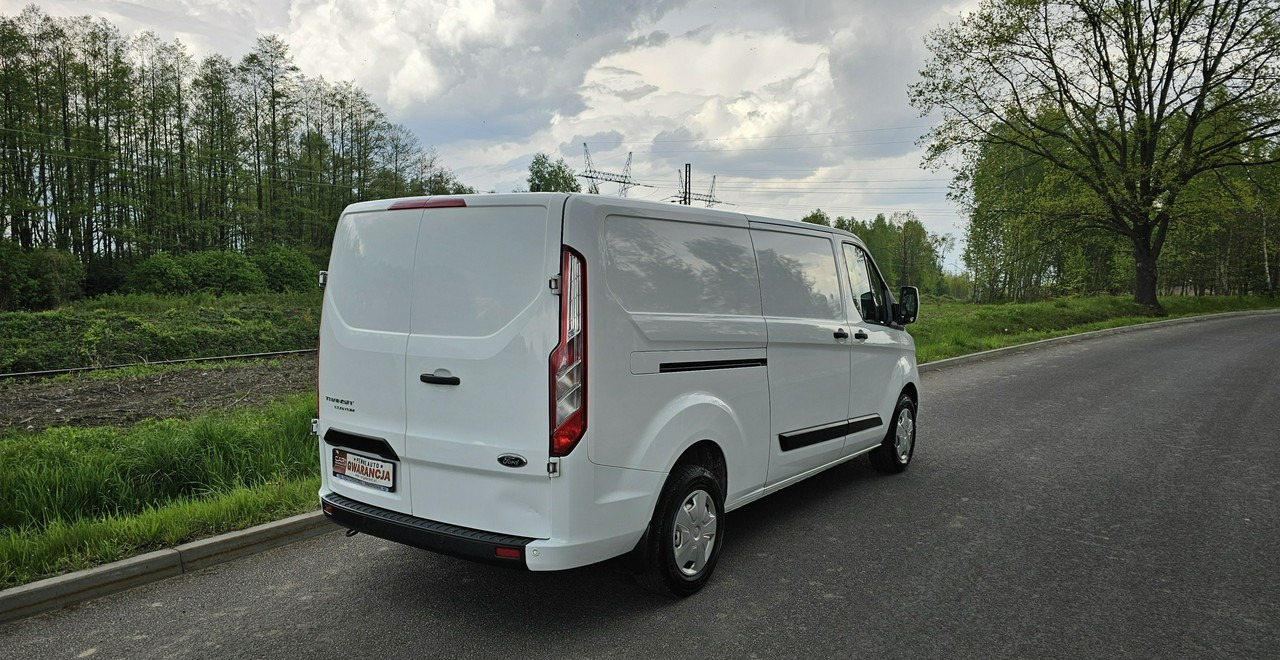 Ford Transit Transit Custom Ford Transit Custom long bardzo ładny egzemplarz - Furgon: obrázek 5 Ford Transit Transit Custom Ford Transit Custom long bardzo ładny egzemplarz - Furgon: obrázek 5