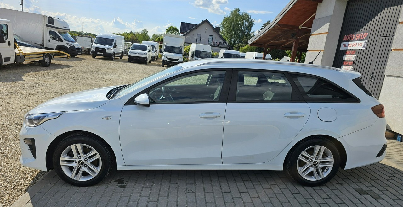 Kia Cee'd III gwarancja*serwis* zadbany - Osobní auto: obrázek 4 Kia Cee'd III gwarancja*serwis* zadbany - Osobní auto: obrázek 4