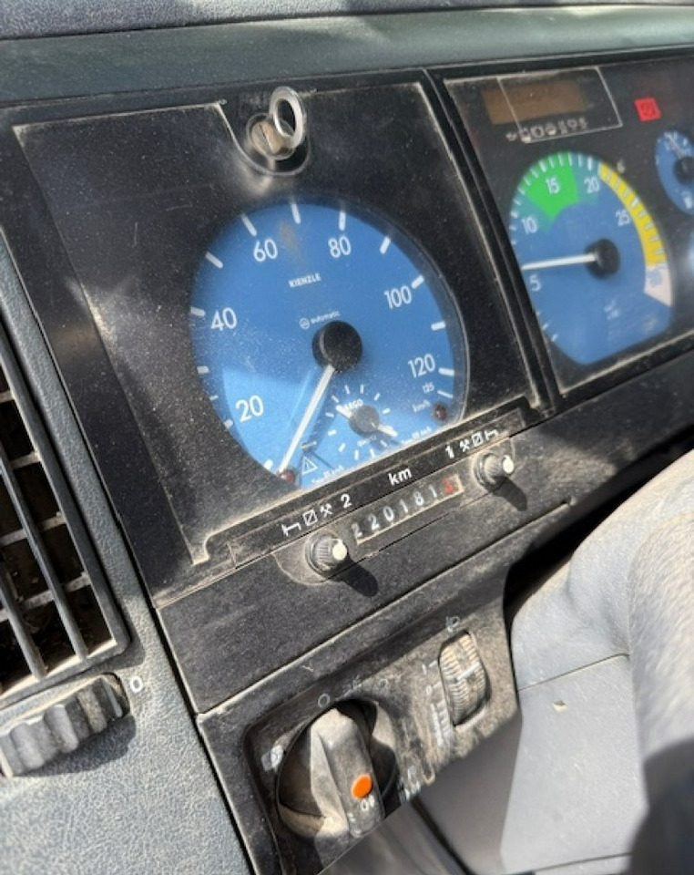 Sklápěč Mercedes-Benz Atego 3 stronna wywrotka * mały przebieg*: obrázek 8