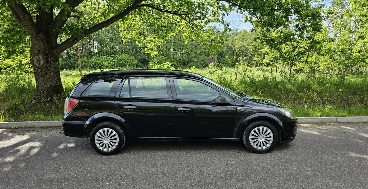 Opel Astra H sprawna * klima* - Osobní auto: obrázek 4 Opel Astra H sprawna * klima* - Osobní auto: obrázek 4