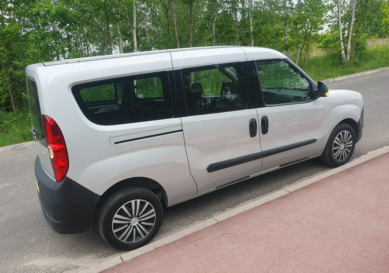 Opel Combo long*combo *doblo* krajówka *fv vat 23%* - Osobní auto: obrázek 5 Opel Combo long*combo *doblo* krajówka *fv vat 23%* - Osobní auto: obrázek 5