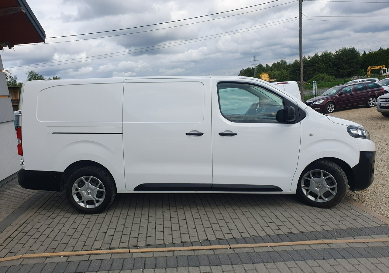 Opel Vivaro 2,0 Diesel | 160 tyś.km | Stan bdb! - Furgon: obrázek 5 Opel Vivaro 2,0 Diesel | 160 tyś.km | Stan bdb! - Furgon: obrázek 5