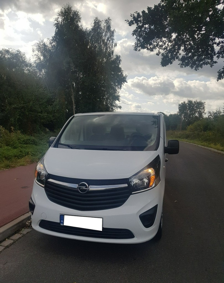 Opel Vivaro krajowy *jeden właściciel * - Furgon: obrázek 2 Opel Vivaro krajowy *jeden właściciel * - Furgon: obrázek 2