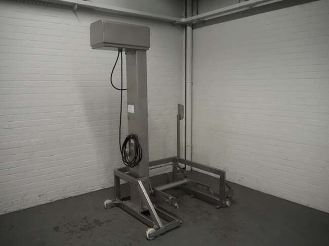 Carsoe mobile lifter HKV200 - Potravinářský stroj: obrázek 1 Carsoe mobile lifter HKV200 - Potravinářský stroj: obrázek 1